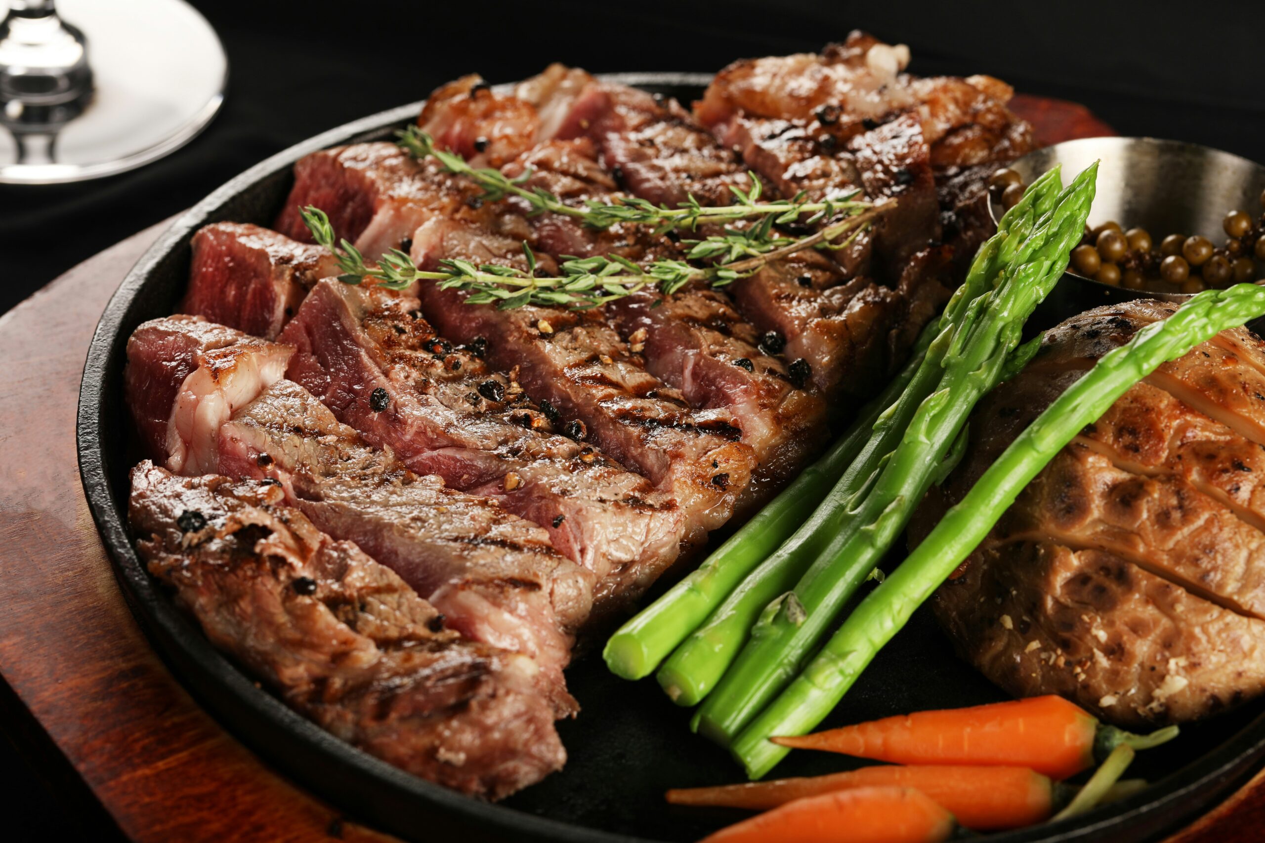 Smoky BBQ Beef Ribs - Image 2